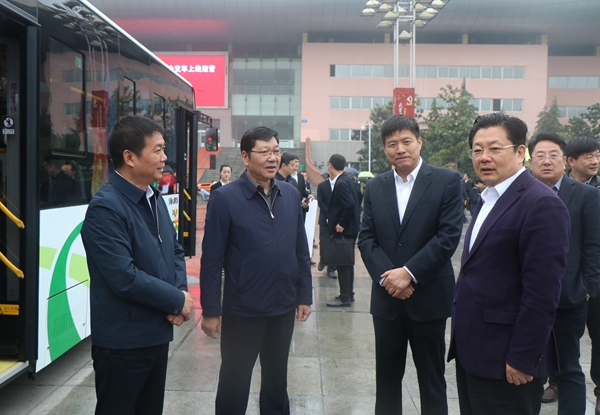 驻马店市100台纯电动公交车上线运营