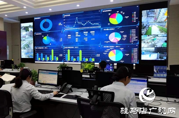 朱是西接听“12345”政务服务热线并现场批示
