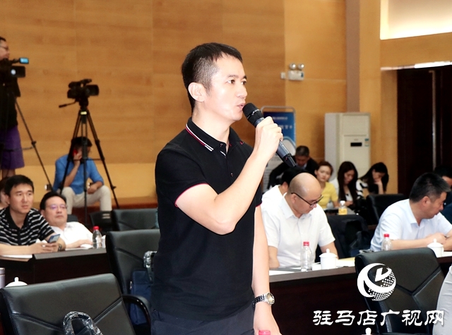 “壮丽70年·奋斗新时代”系列主题新闻发布会驻马店专场在郑州举行