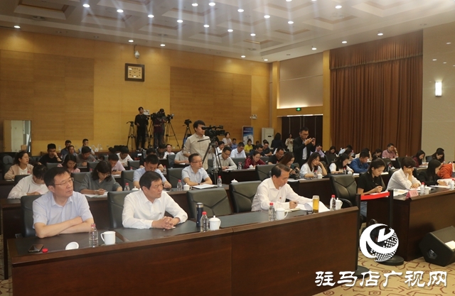 “壮丽70年·奋斗新时代”系列主题新闻发布会驻马店专场在郑州举行