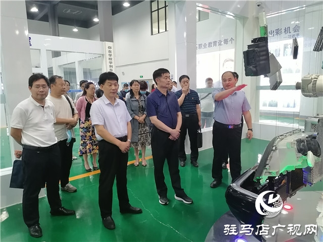 驻马店市政协召开“提高技术技能人才培养培训质量”双月协商座谈会